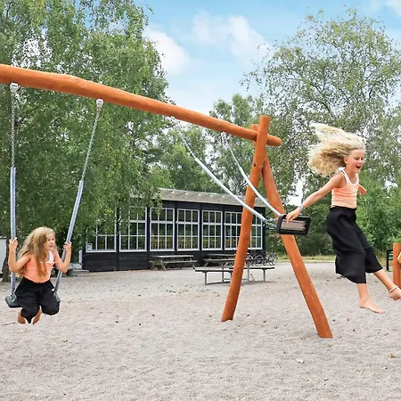 6 Person In Vaeggerlose Nyaraló Bøtø By
